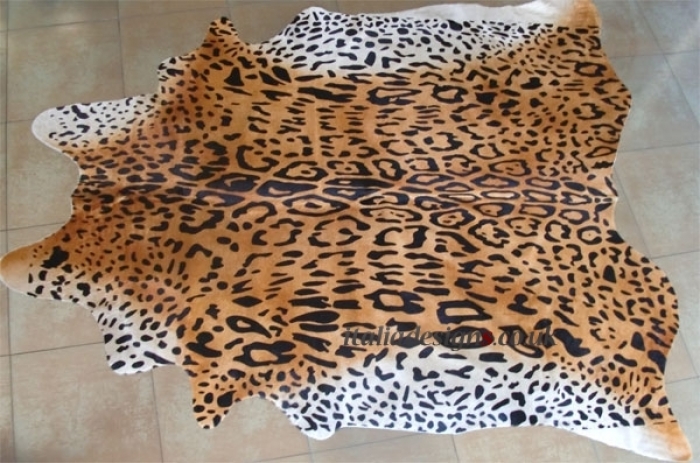 Tapis peau de vache Leopard